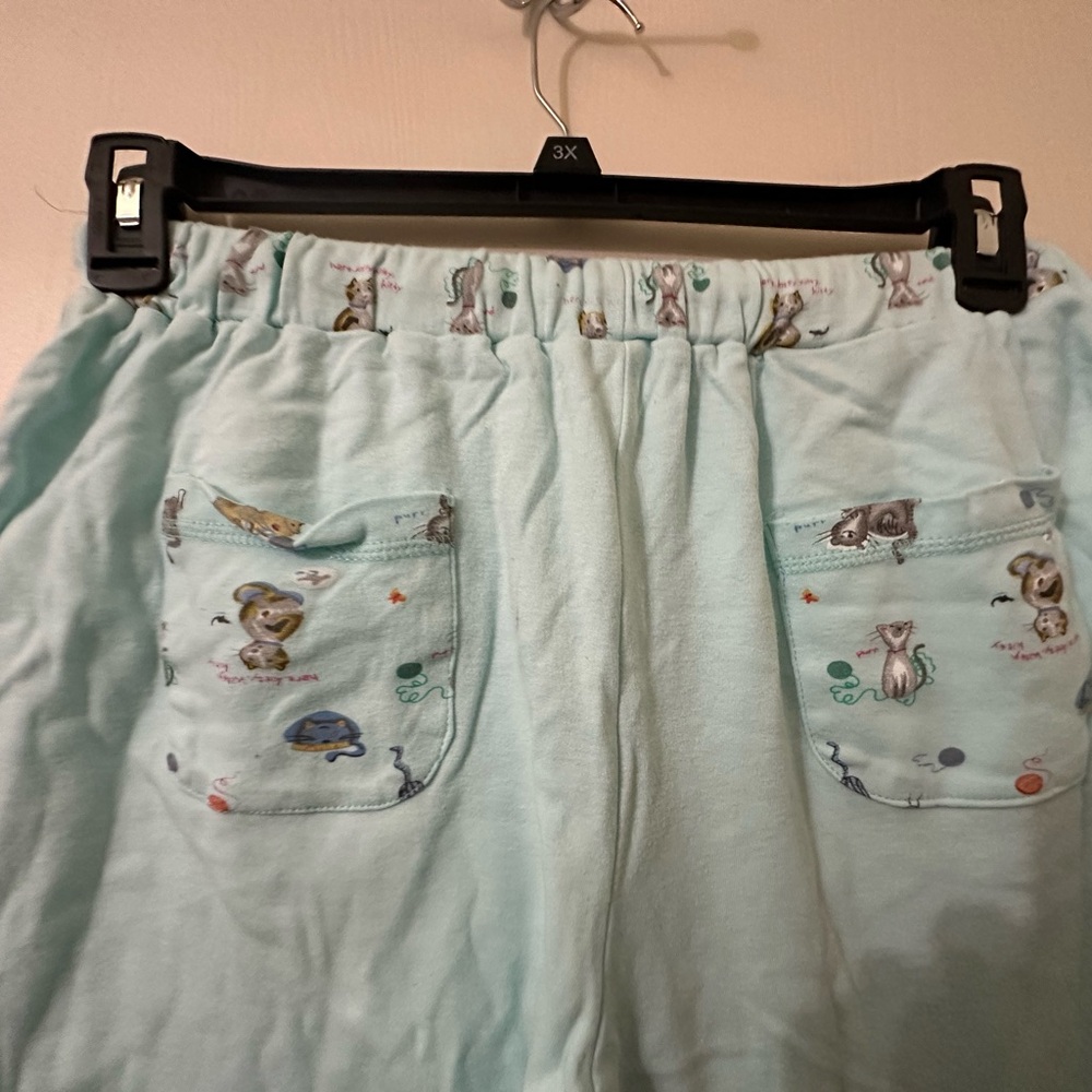 Lights Off Nightwear Pajama Set Size Large - Picture 7 of 10
